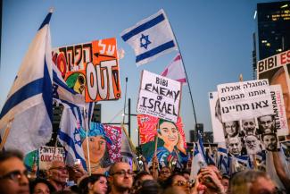 Opponents of Benjamin Netanyahu, whose nickname is “Bibi”, rallying for hostage release and ceasefire in Tel Aviv on 1 June 2024.