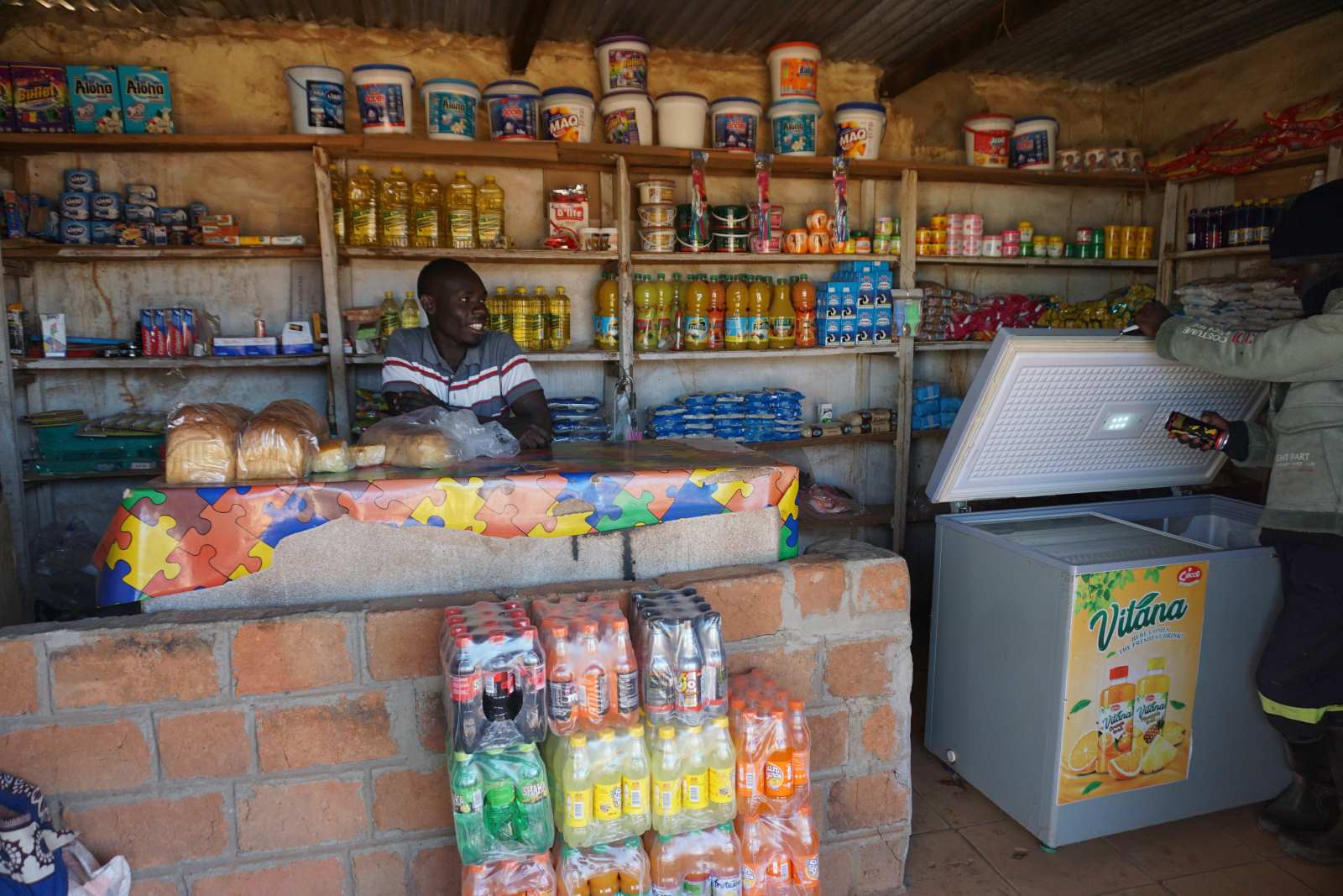 Grocery shop in Lusaka: small businesses need electric power too. 