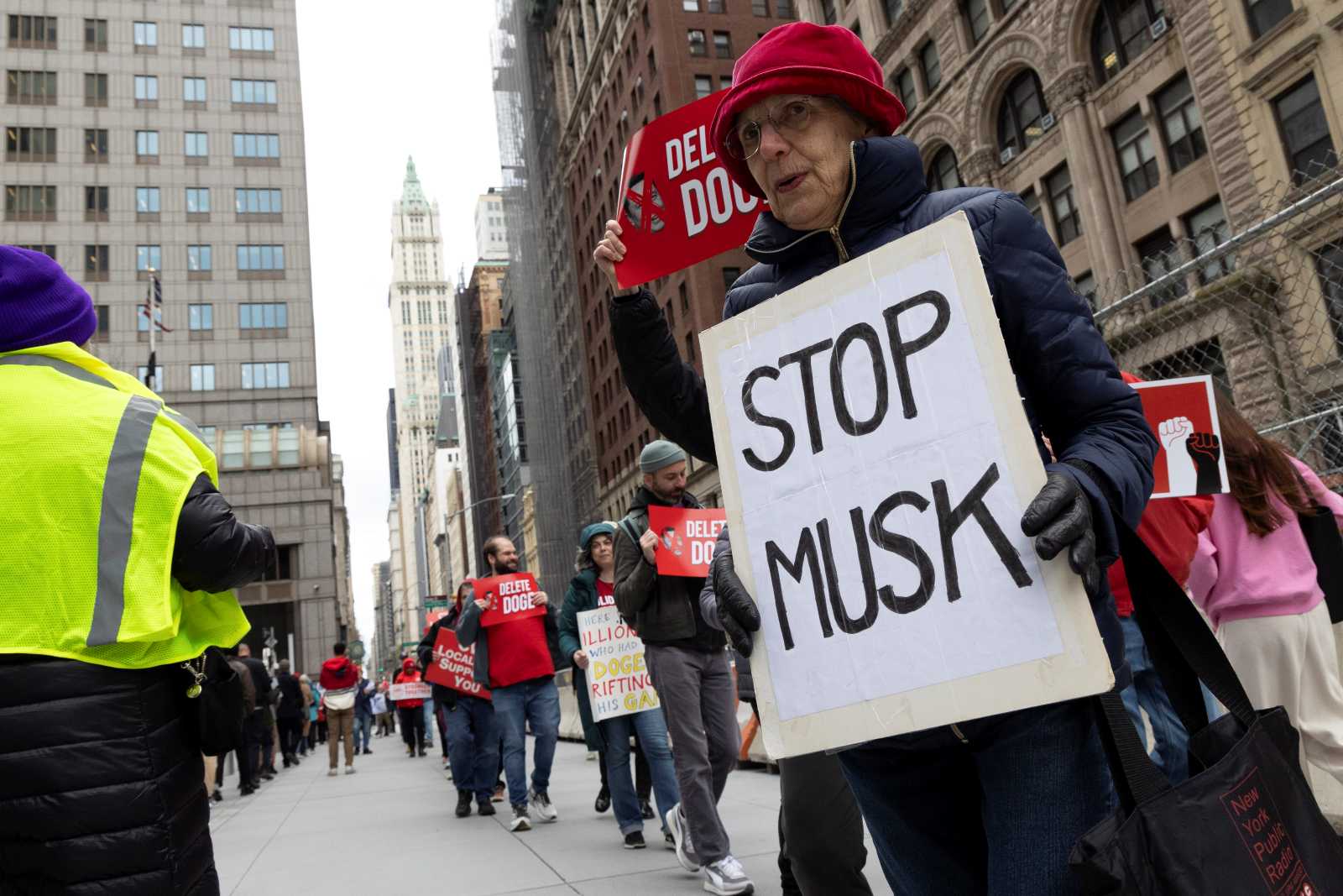 Demonstrations against Elon Musk and his “Department of Government Efficiency” (DOGE), which USAID has fallen victim to.