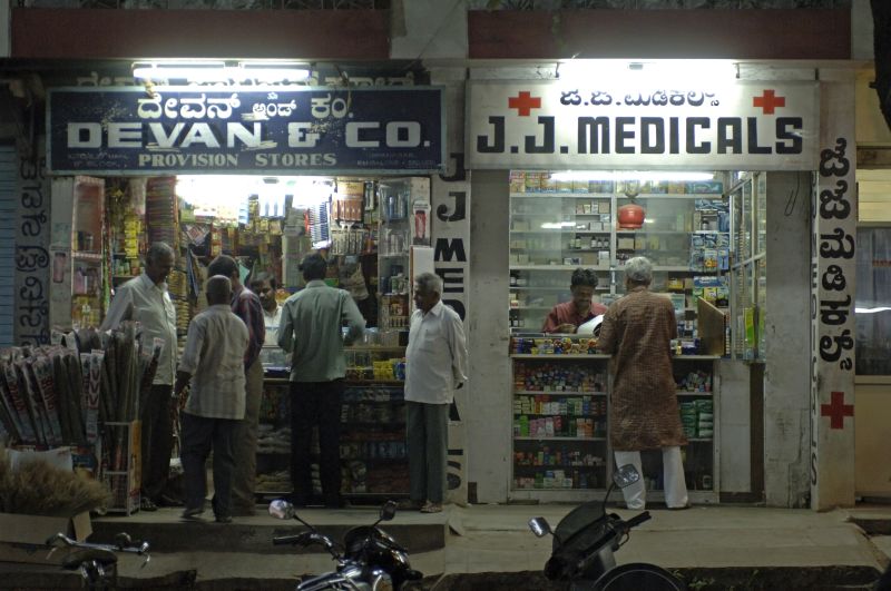 Der Aufstieg begann daheim: Apotheke in Bangalore.