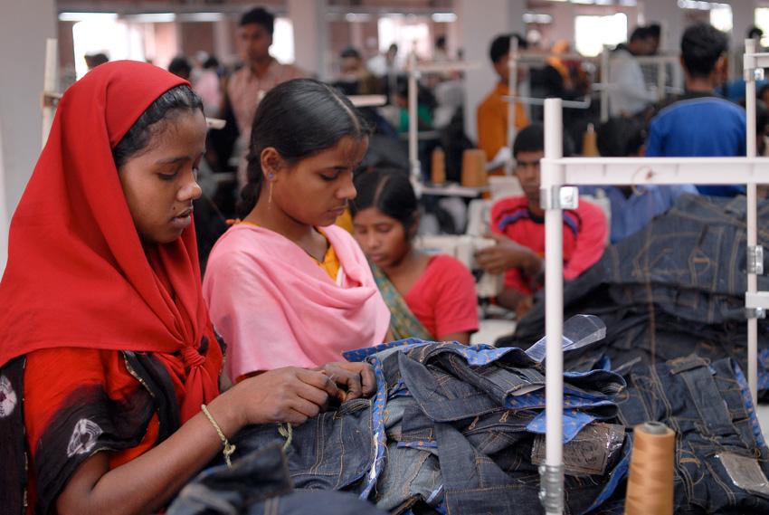 Minimum wage attracts girls to factories