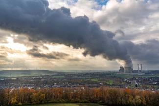 Die OECD-Mitglieder haben den CO2-Ausstoß nicht ausreichend reduziert: Kohlekraftwerk bei Köln. 