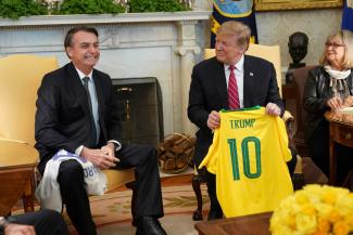 Jair Bolsonaro und Donald Trump 2019 in Washington. 