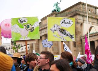 Protest in Berlin im Jahr 2020 gegen den Einsatz von Pestiziden. 