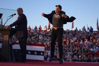 “Occupy Mars”: Elon Musk and Donald Trump at a recent campaign event in Pennsylvania. 