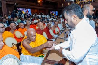 During his swearing-in ceremony in September, Anura Kumara Dissanayake reached out to Buddhist monks, as well as to Christian, Hindu and Muslim faith leaders.  …