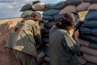 dpa/Middle East Images/Younes Mohammad Women fighting against the terror militia ISIS in Iraq in 2014. The conflict has left both physical and emotional scars.