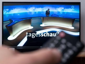 In der „Tagesschau“, der reichweitenstärksten deutschsprachigen Nachrichtensendung, gab es für Sport in der ersten Jahreshälfte 2022 mehr Sendezeit als für alle Länder des Globalen Südens zusammen.