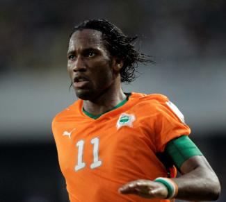 He fought for his team and his country: Didier Drogba at a match against Benin in 2008, when he was captain of the national football team of Côte d’Ivoire.