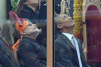 Prime minister Narendra Modi and president Barack Obama observing fighter planes in Delhi.