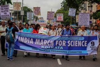 Sudip Maiti/picture-alliance/ZUMA Press March for Science in the Indian city of Kolkata in August 2019.