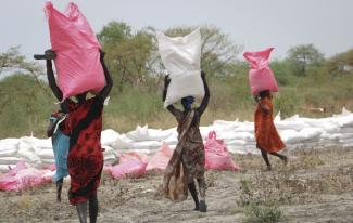 In abgelegenen oder gefährlichen Regionen, wie hier im Südsudan, können digitale Anwendungen bei der Evaluierung von Projekten helfen.