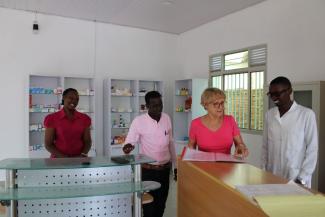 This training pharmacy in Bujumbura was set up by the German organisation Burundikids.