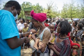 Famine looms in Ethiopia – UN and other organisations are impeded in providing aid.