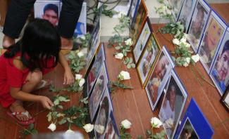 Commemorating victims of Duterte’s war on drugs in Manila on All Saints day, 30 October 2018.