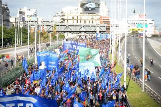 Proteste in Argentinien gegen die aktuelle Kreditanfrage der Regierung beim IWF.