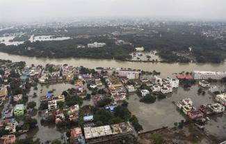 Too much water – flooded neighbourhood in December 2015.