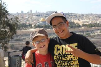 Visiting Jerusalem during the 2011 School Exchange Programme between the German Irisweg Primary School and the Dar Al-Kalima School in Bethlehem.