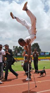 Matt Roberts/picture-alliance/dpa World record: Tameru Zegeye managed to run 100 metres in 56 seconds on his arms and crutches.