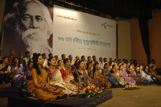 Singers celebrating Rabindranath Tagore’s legacy in Bangladesh.