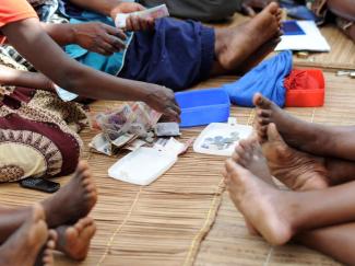 In vielen afrikanischen Staaten ist gemeinschaftliches Sparen populär und hat eine lange Tradition.